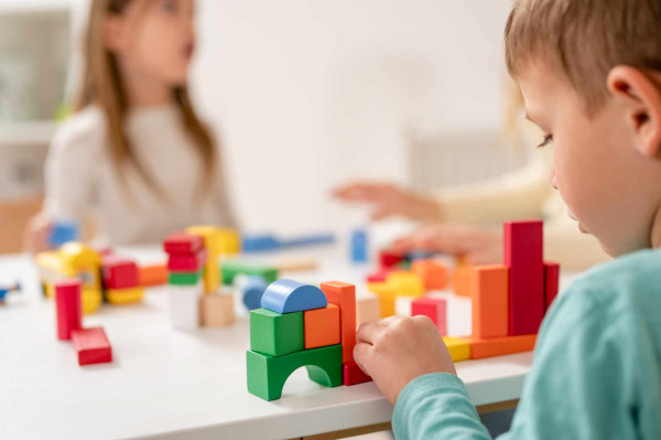 Service de garde d'enfants à domicile de confiance  